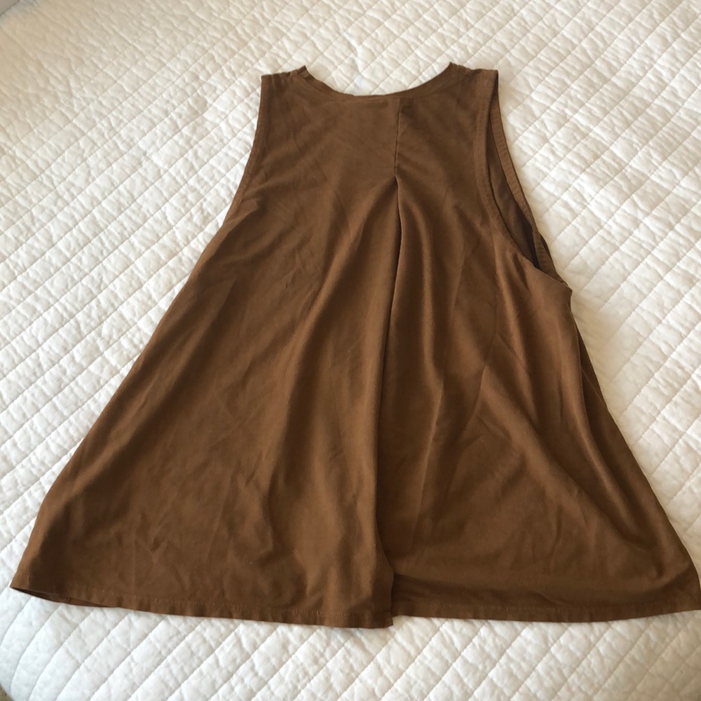 Open Back Tank - Picture 3 of 6